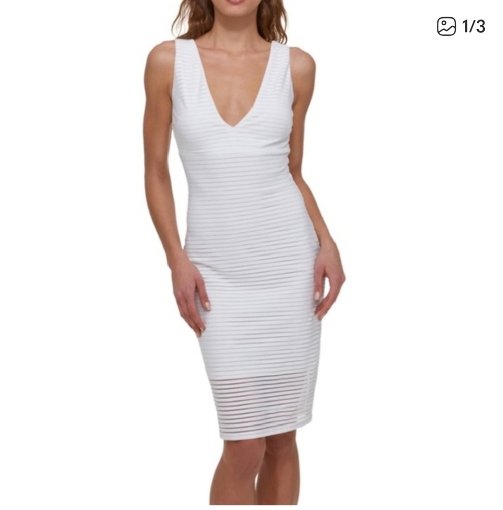 GUESS dribbed Dress Size 4 WRITE